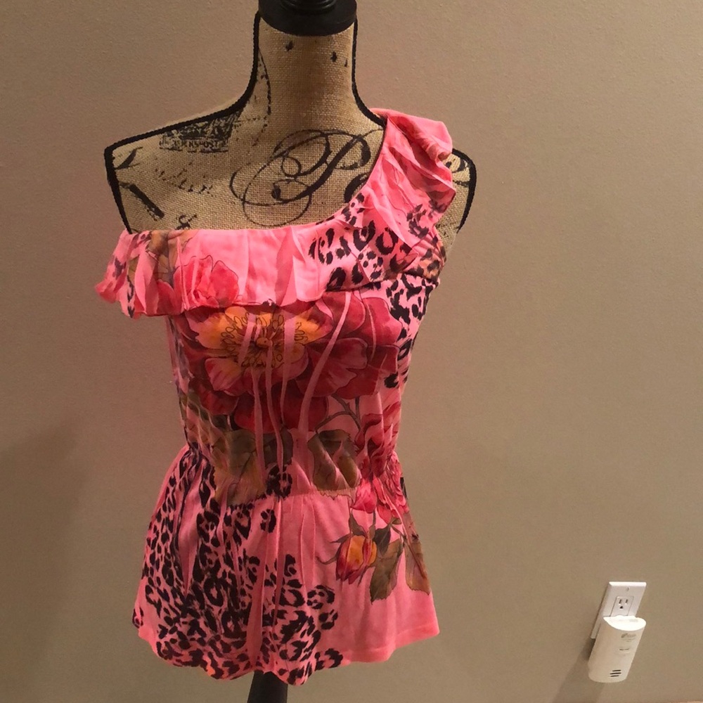 One Shoulder Ruffle Top